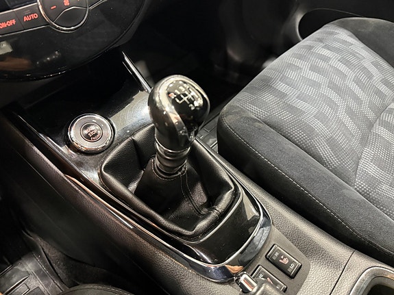 Nissan Pulsar 10 of 17