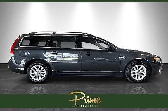 Volvo V70 2 of 22