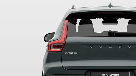 Volvo EX40 15 of 26