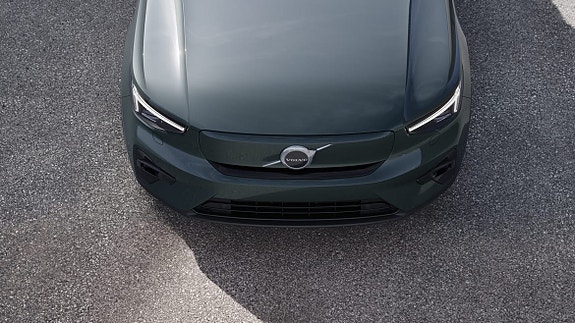 Volvo EX40 10 of 26