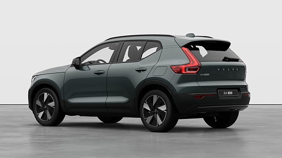 Volvo EX40 5 of 26