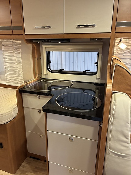 LMC Solifer I745 8 of 18