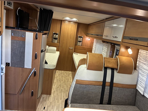 LMC Solifer I745 7 of 18