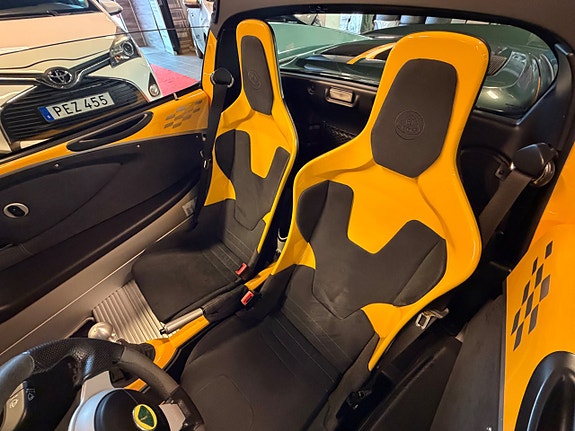 Lotus Elise 16 of 19