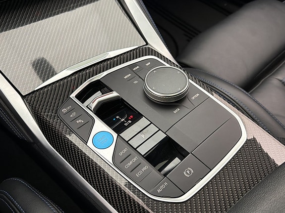 BMW i4 28 of 30