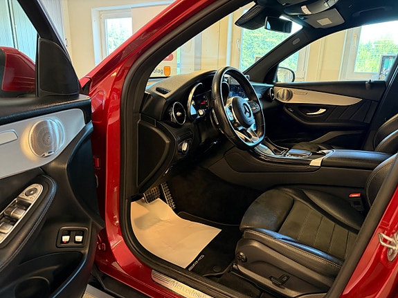 Mercedes-Benz GLC220 d 19 of 30