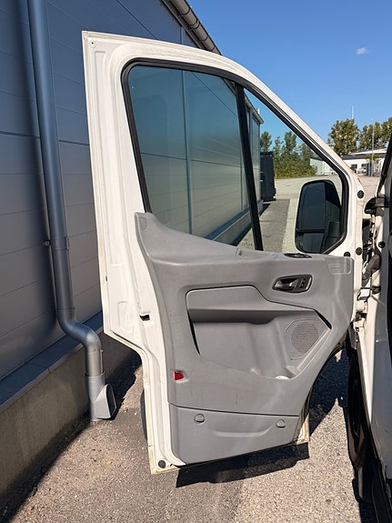 Ford Transit 22 of 29
