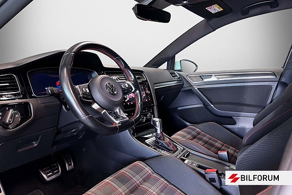 Volkswagen Golf I 13 of 20