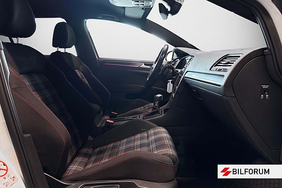Volkswagen Golf I 7 of 20