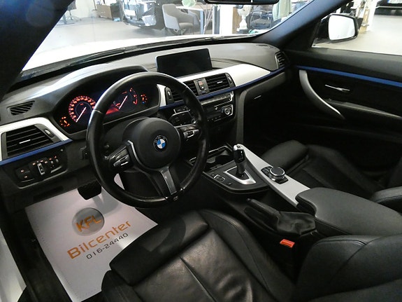 BMW 320d 15 of 23