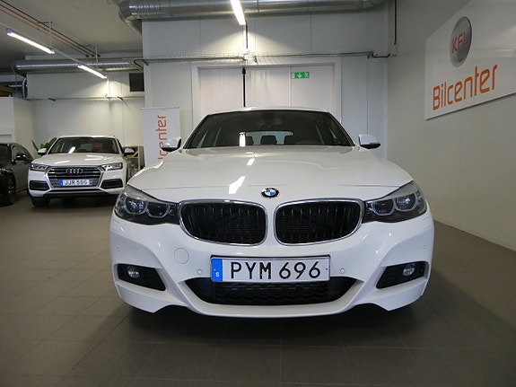 BMW 320d 14 of 23