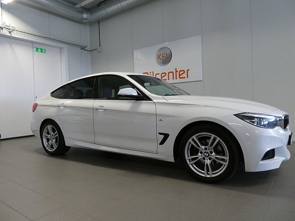 BMW 320d 2 of 23