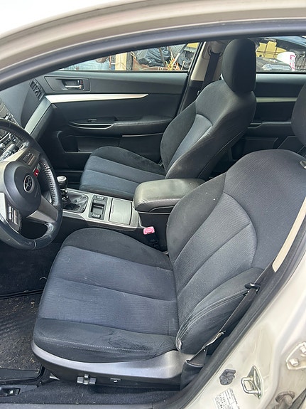 Subaru Outback 8 of 8