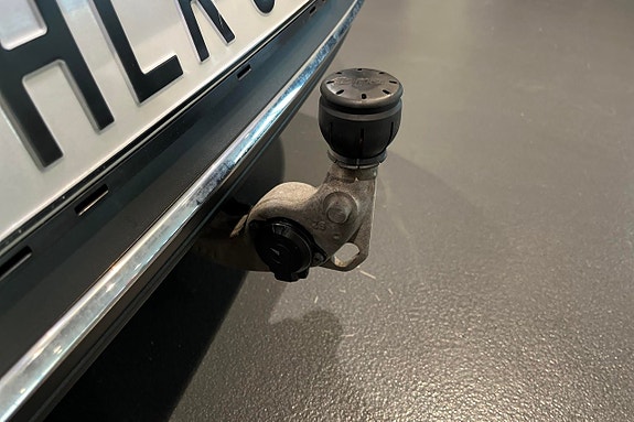 Mercedes-Benz EQE300 16 of 18