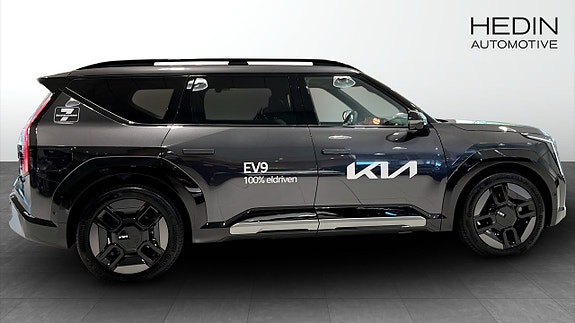Kia EV9 4 of 23