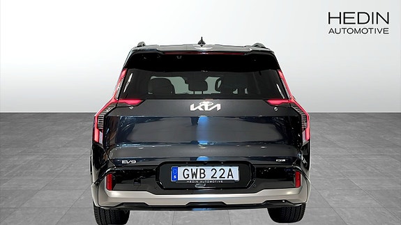 Kia EV9 5 of 23