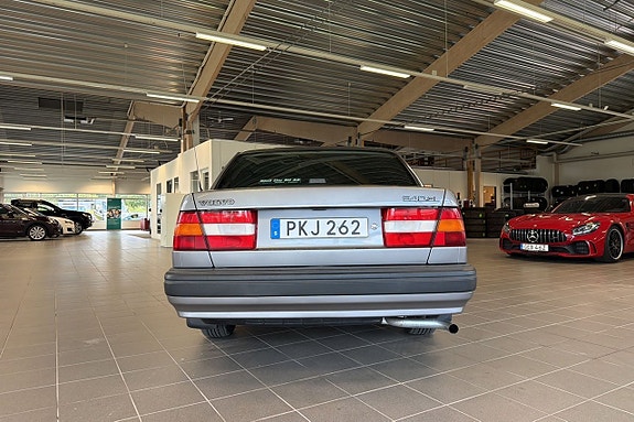 Volvo 940 4 of 8