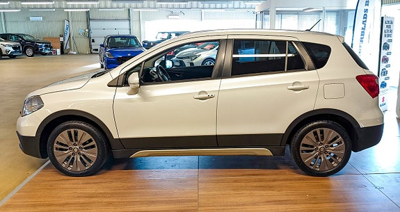 Suzuki S-Cross 2 of 6