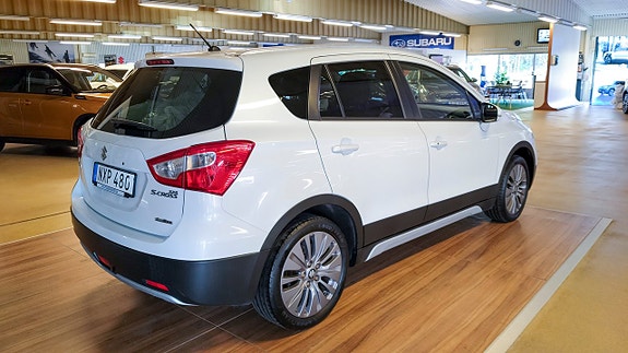 Suzuki S-Cross 4 of 6