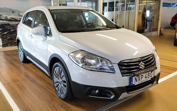 Suzuki S-Cross 6 of 6