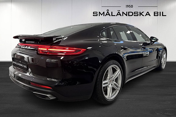 Porsche Panamera 4 4 of 18