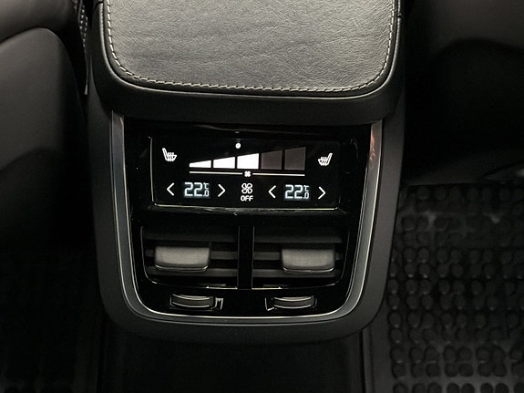 Volvo V90 25 of 30