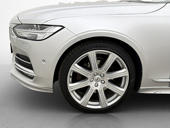 Volvo V90 30 of 30