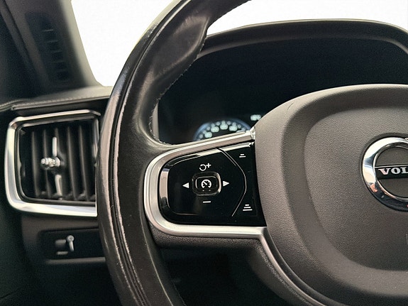 Volvo V90 14 of 30