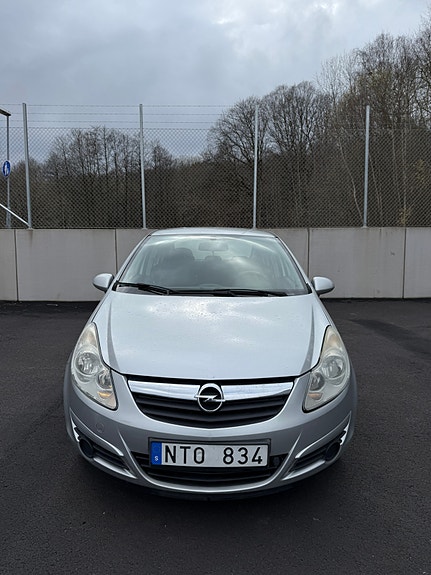 Opel Corsa 3 of 12