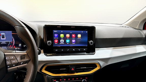 Seat Arona 9 of 17