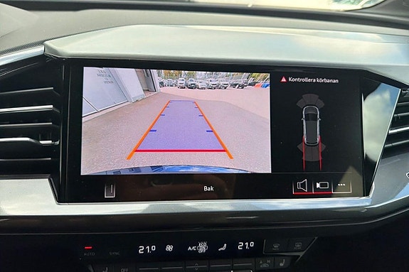 Audi Q4 e-tron 13 of 25