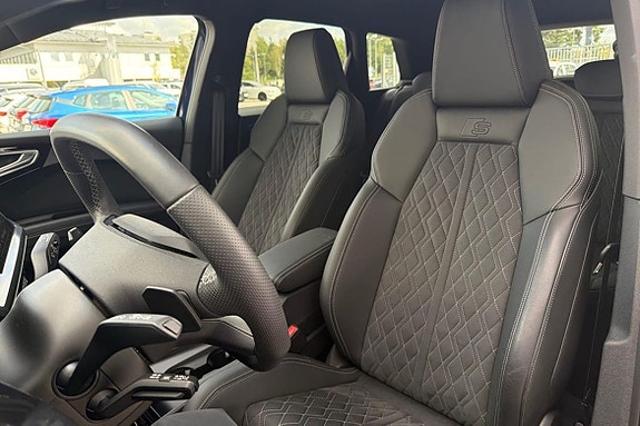 Audi Q4 e-tron 16 of 25