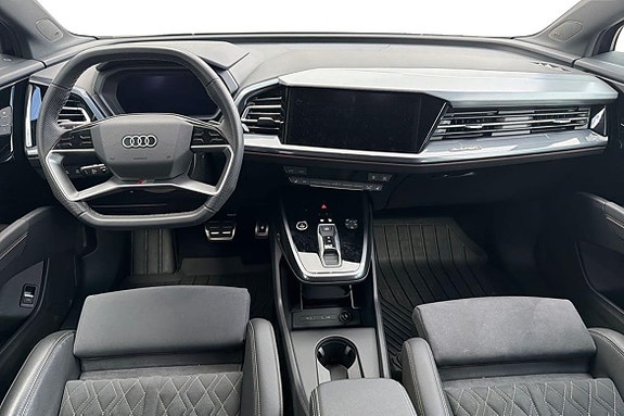 Audi Q4 e-tron 7 of 25