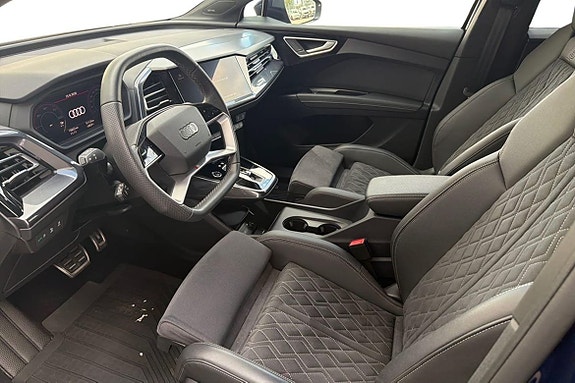 Audi Q4 e-tron 6 of 25