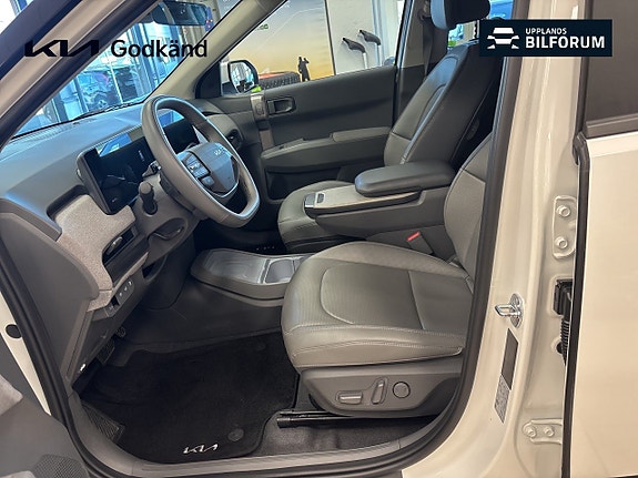 Kia EV3 8 of 17