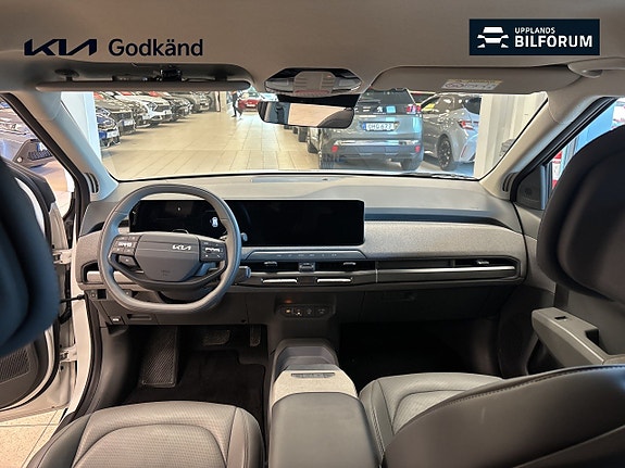 Kia EV3 7 of 17