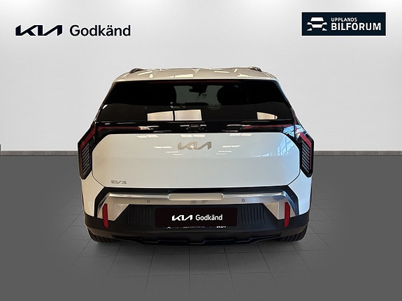 Kia EV3 5 of 17