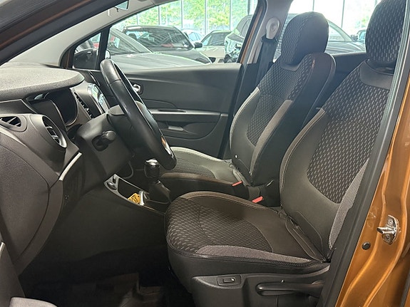 Renault Captur 7 of 12