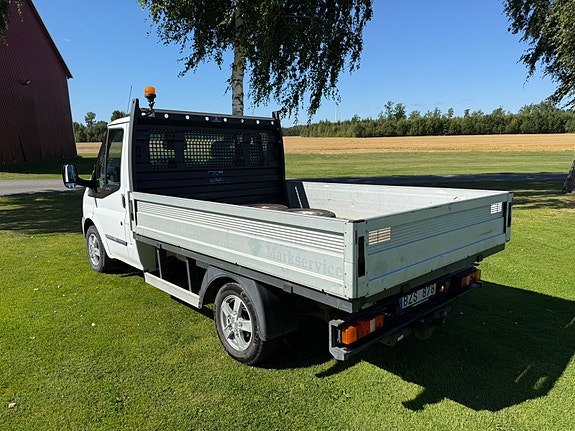 Ford Transit 7 of 13