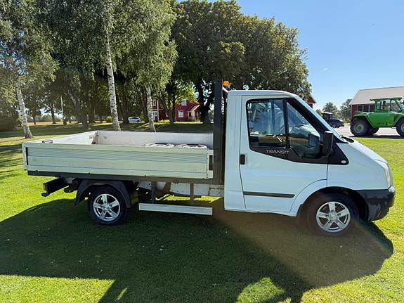 Ford Transit 4 of 13