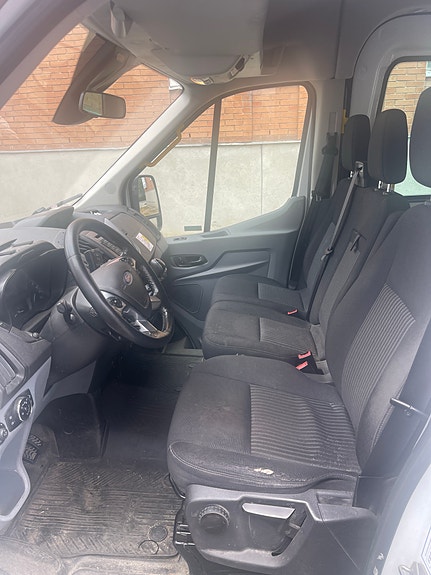 Ford Transit 2 of 2