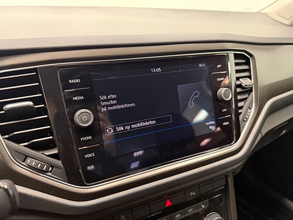Volkswagen T-Roc 14 of 18