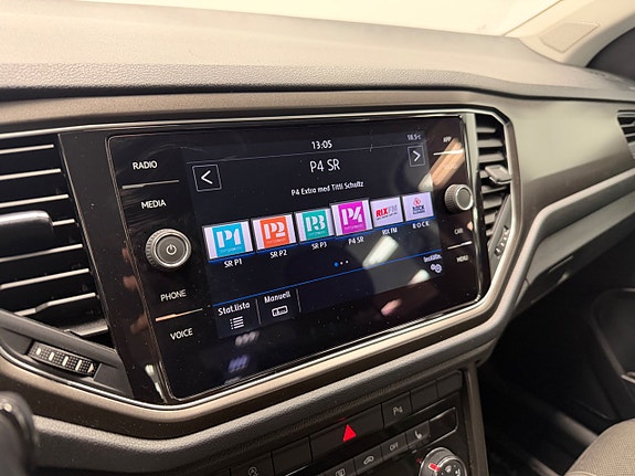 Volkswagen T-Roc 13 of 18
