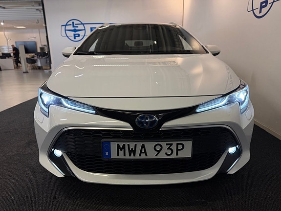Toyota Corolla 6 of 28