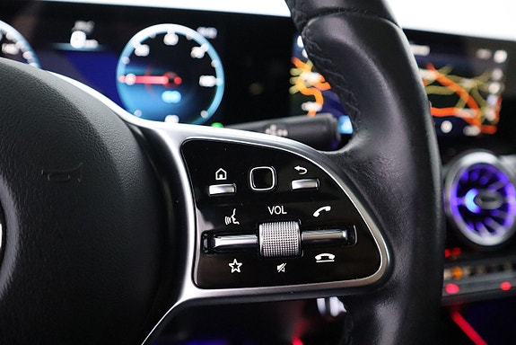 Mercedes-Benz EQA250 15 of 21