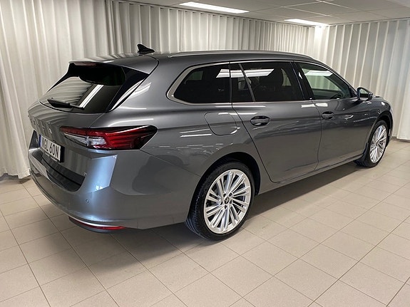Skoda Superb 4 of 10