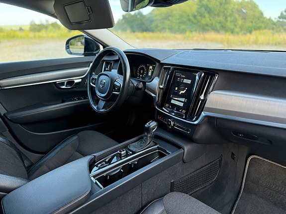 Volvo V90 7 of 15