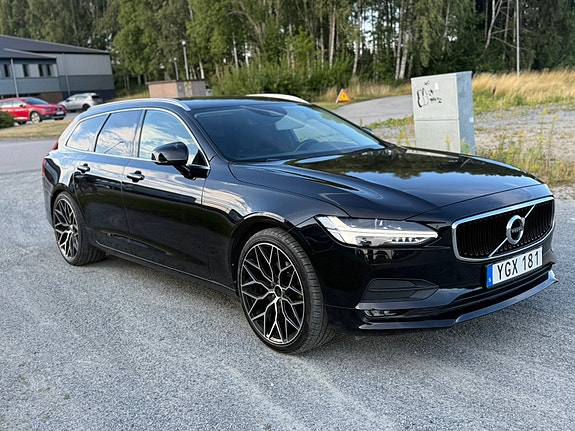 Volvo V90 4 of 15