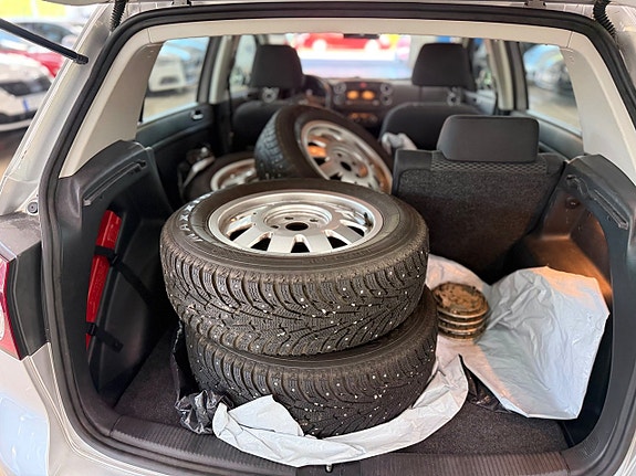 Volkswagen Golf Plus 9 of 18