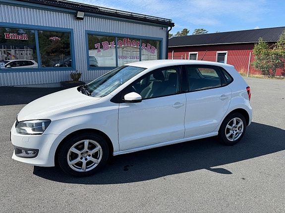 Volkswagen Polo 2 of 11